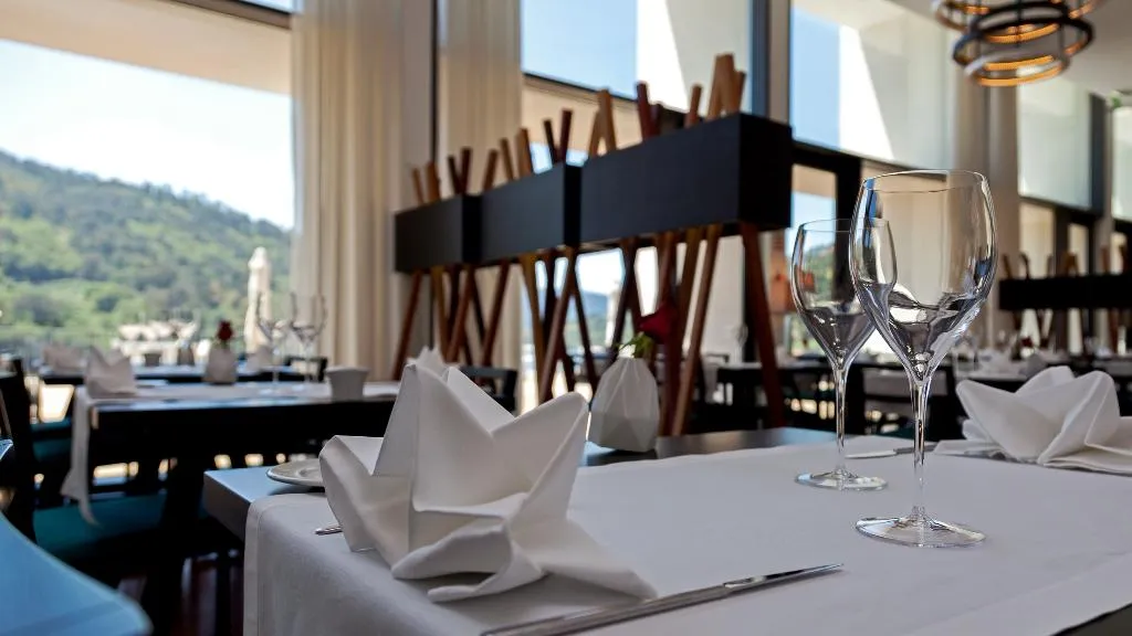 Restaurant, Douro Royal Valley Hotel & Spa, Porto