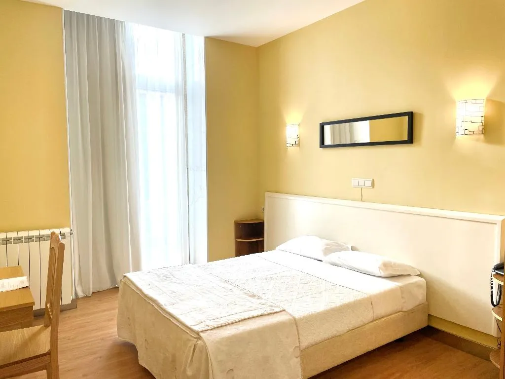 DOUBLE SUPERIOR Room, Universal, Porto