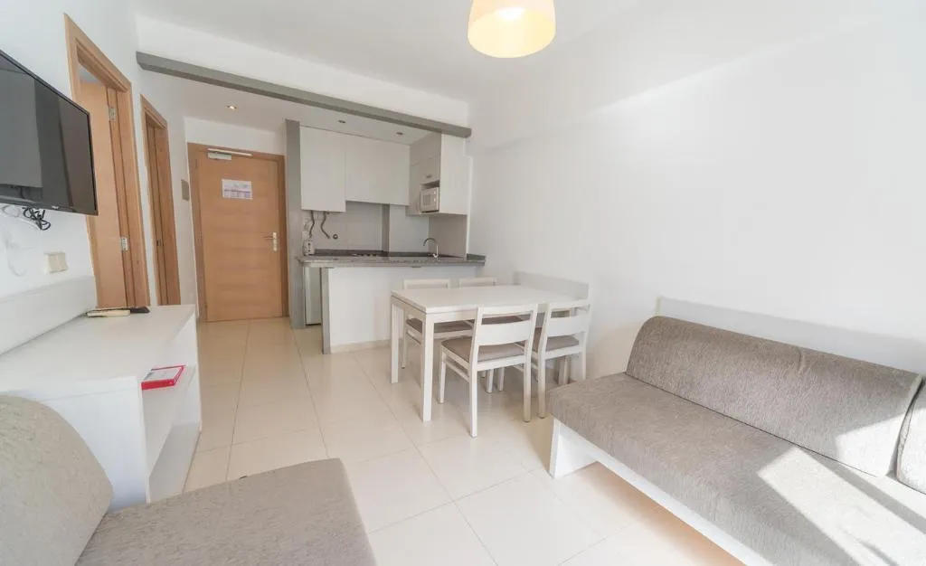 APARTMENT CAPACITY 4 Room, Embat, Majorca