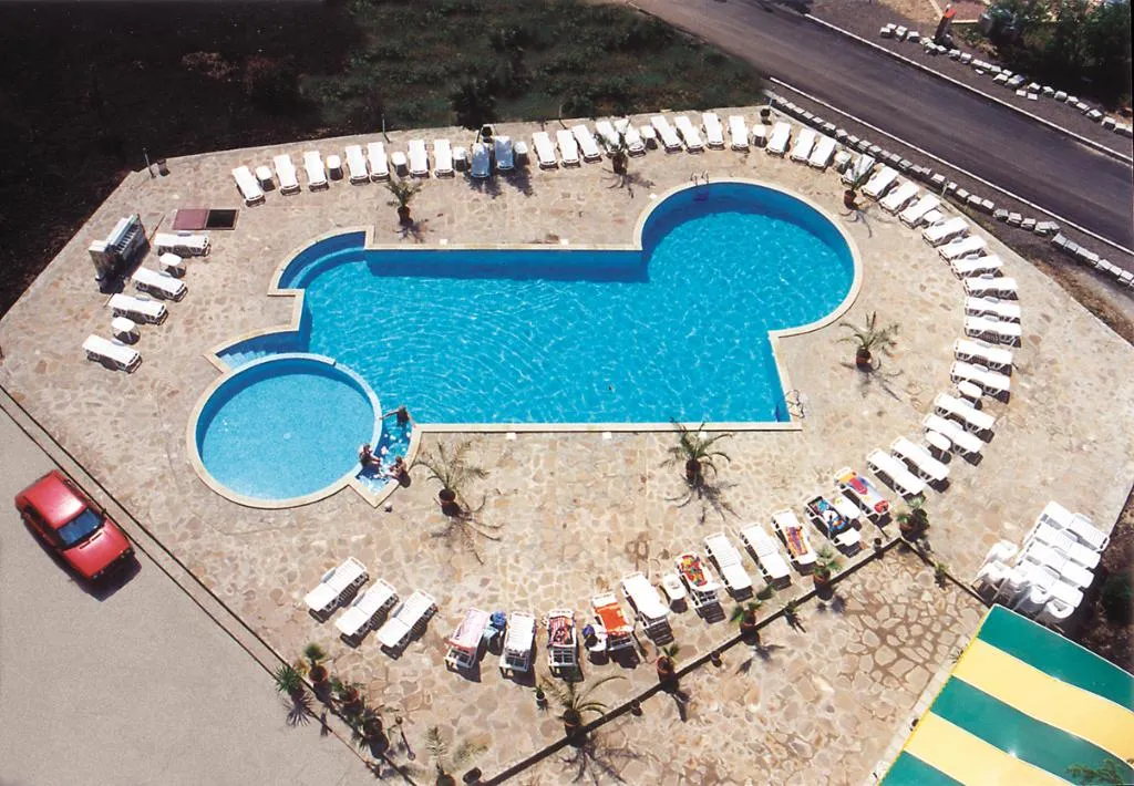 Pool, Arda, Bourgas