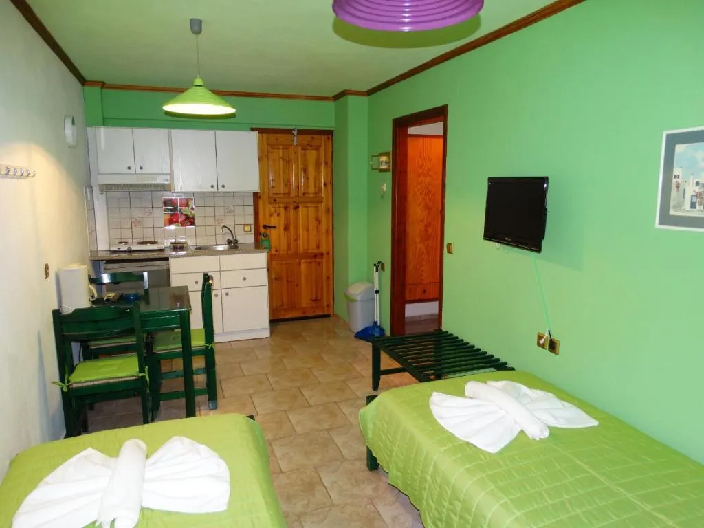 APARTMENT ONE BEDROOM Room, Aris Studios, Crete