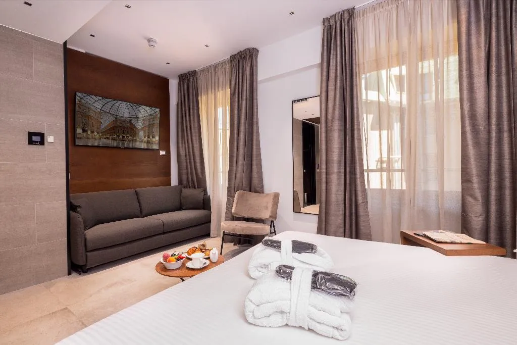 DOUBLE SUPERIOR Room, The Corner Duomo Hotel, Naples