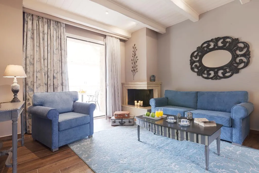 SUITE SUPERIOR GARDEN VIEW Room, Kyniska Palace Conference & Spa, Athens