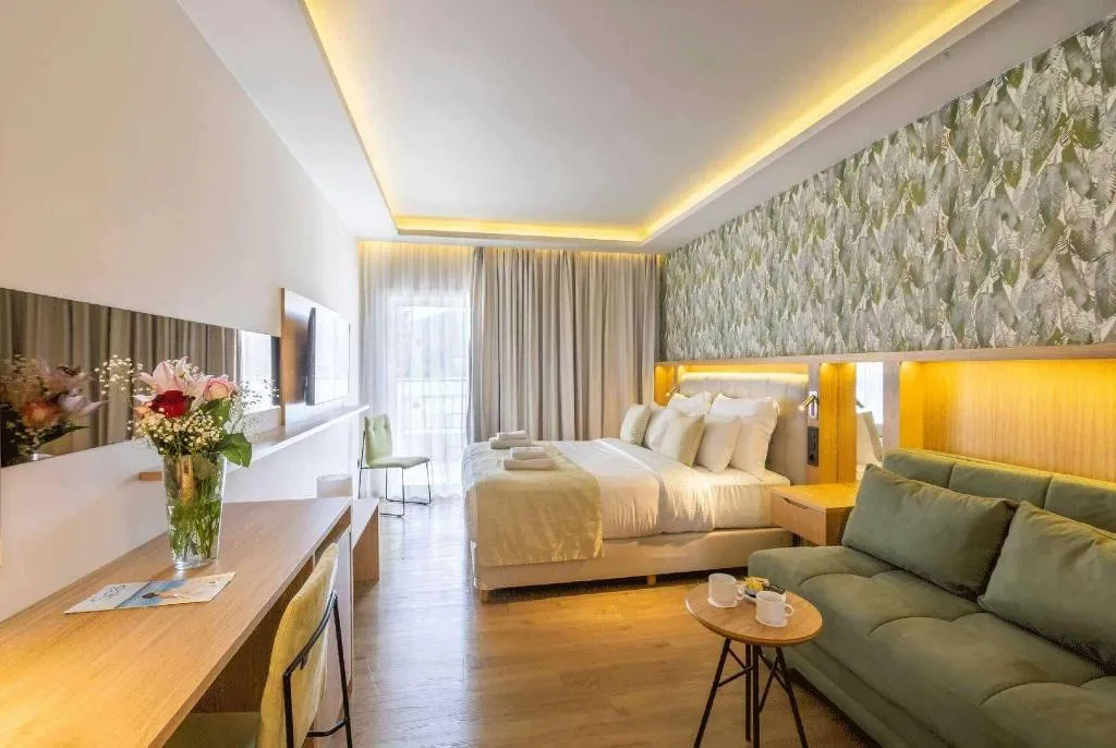 Room, Dolce Attica Riviera, Athens