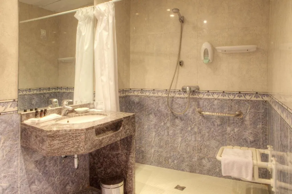 Room, Hotel Sunway Playa Golf & Spa, Sitges, Costa Brava
