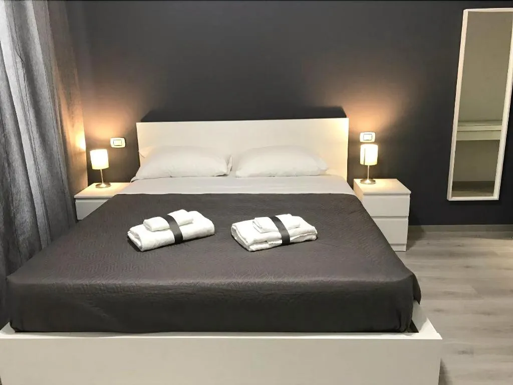 Room, Sensation House, Rome