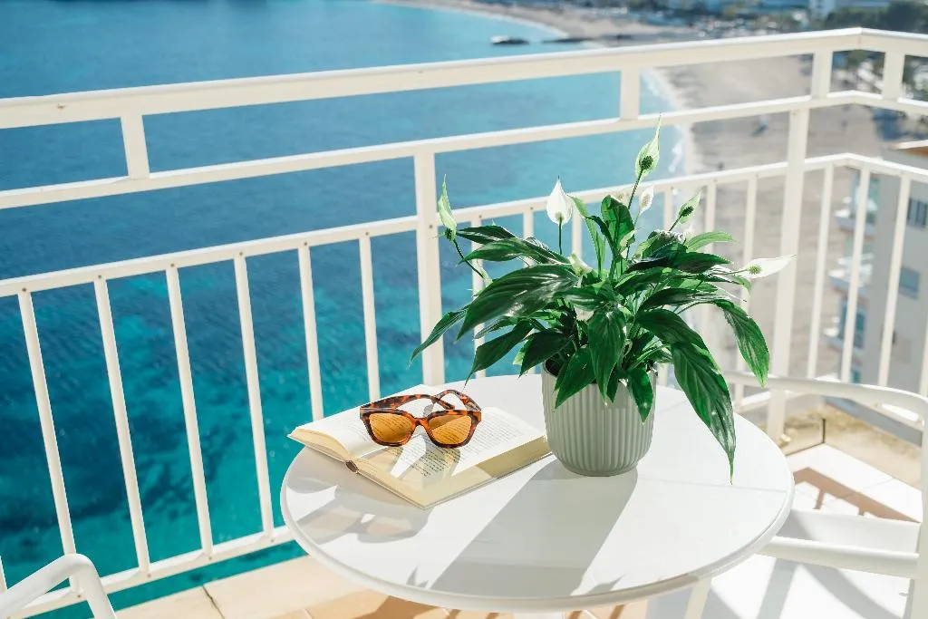 DOUBLE SINGLE USE SEA VIEW Room, Bahia Principe Escape Coral Playa - Adults Only, Majorca