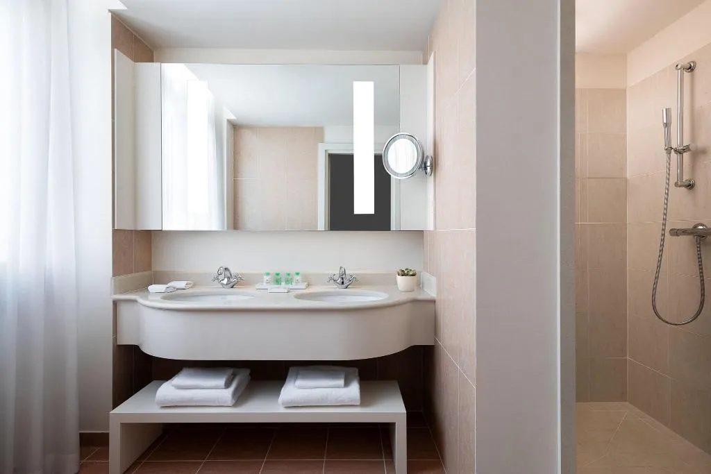 Room, JW Venice, Venice