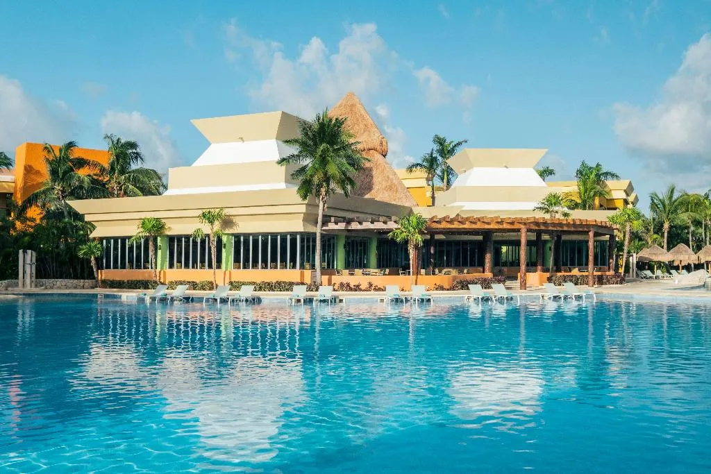 Pool, Iberostar Selection Paraiso Lindo All Inclusive, Cancun Area