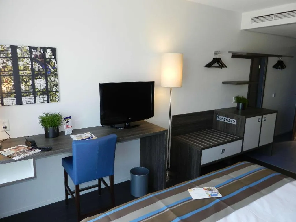 DOUBLE WITH DOUBLE BED Room, City Hotel Gouda, Amsterdam