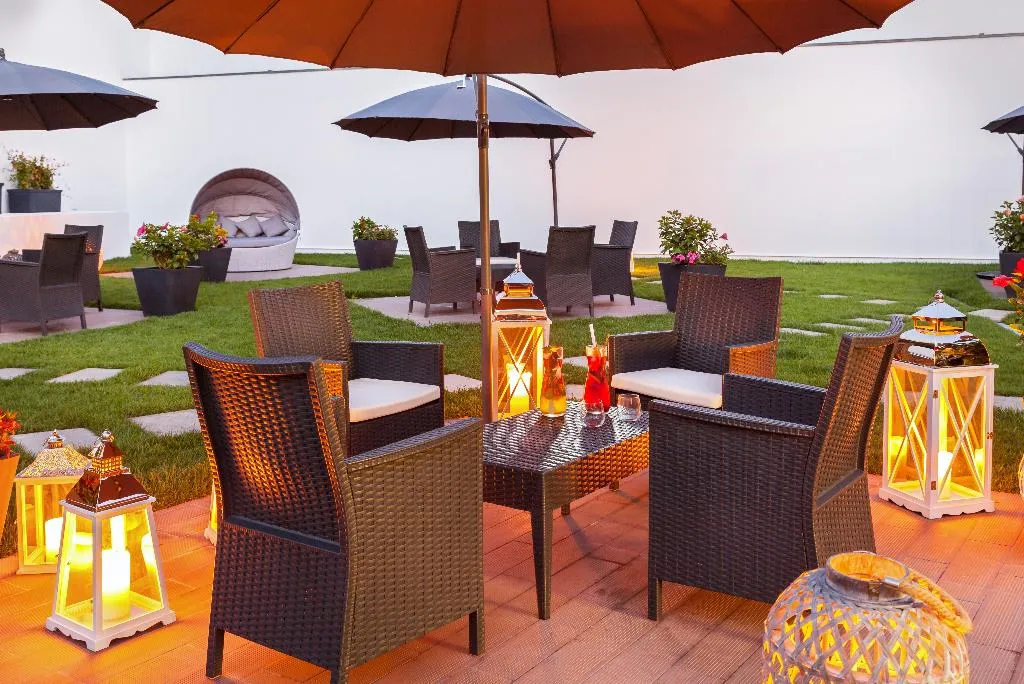 Terrace, Hotel Cristal Porto, Porto