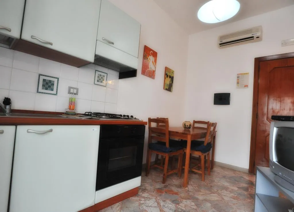 APARTMENT STANDARD Room, Le Case Della Costa, Naples