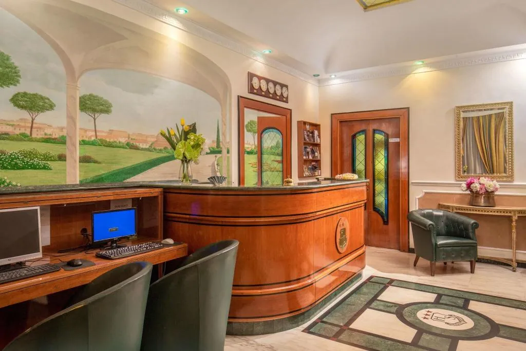 Lobby, Sonya, Rome