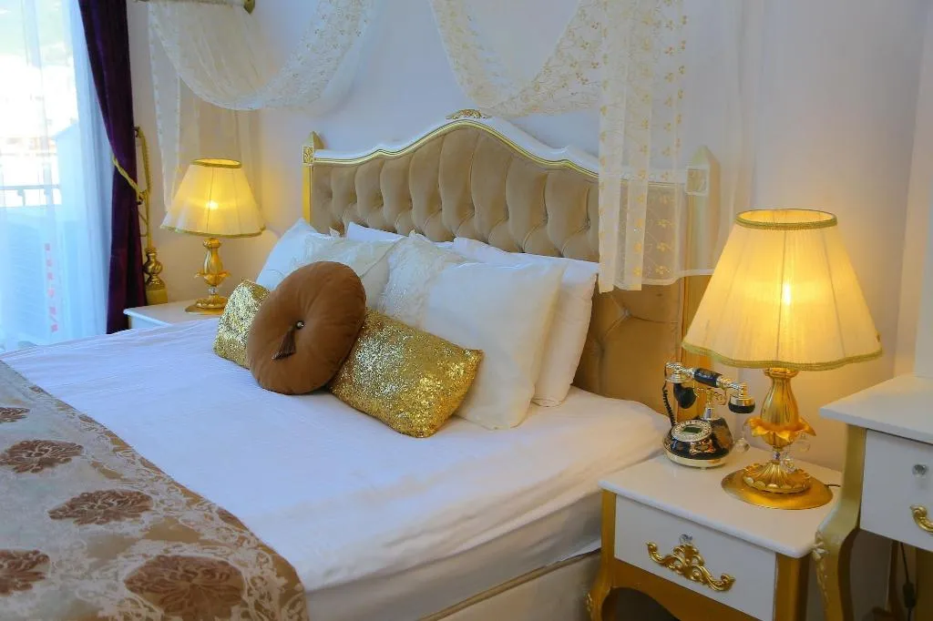 Room, Huri & Nuri Hotel, Izmir
