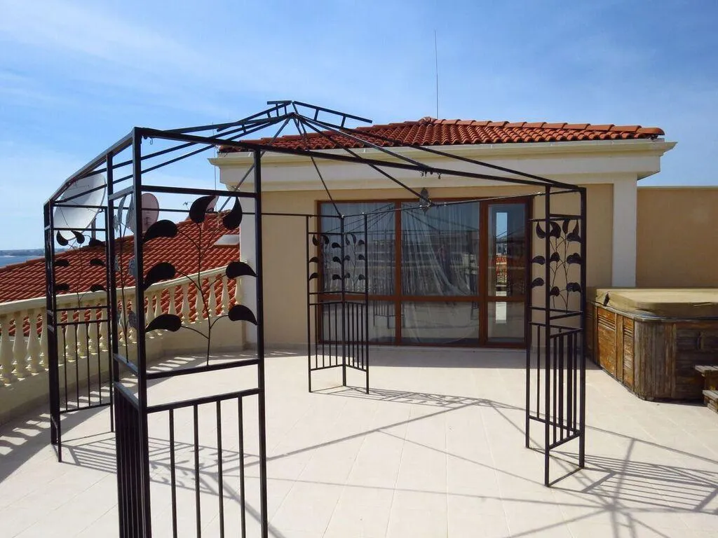 Terrace, Maisonettes In Royal Bay Residence And Spa, Bourgas
