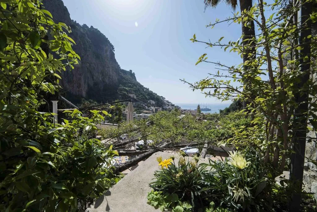 Sports and Entertainment, Hotel Villa Annalara, Naples