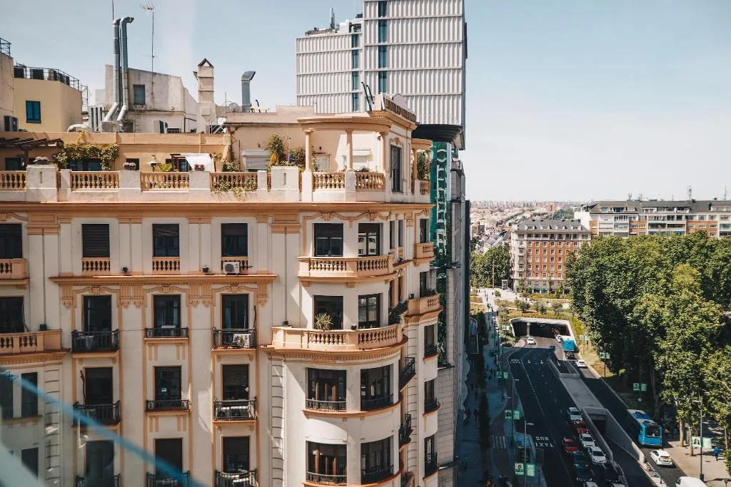 DOUBLE DELUXE CITY VIEW Room, Dear Hotel Madrid, Madrid