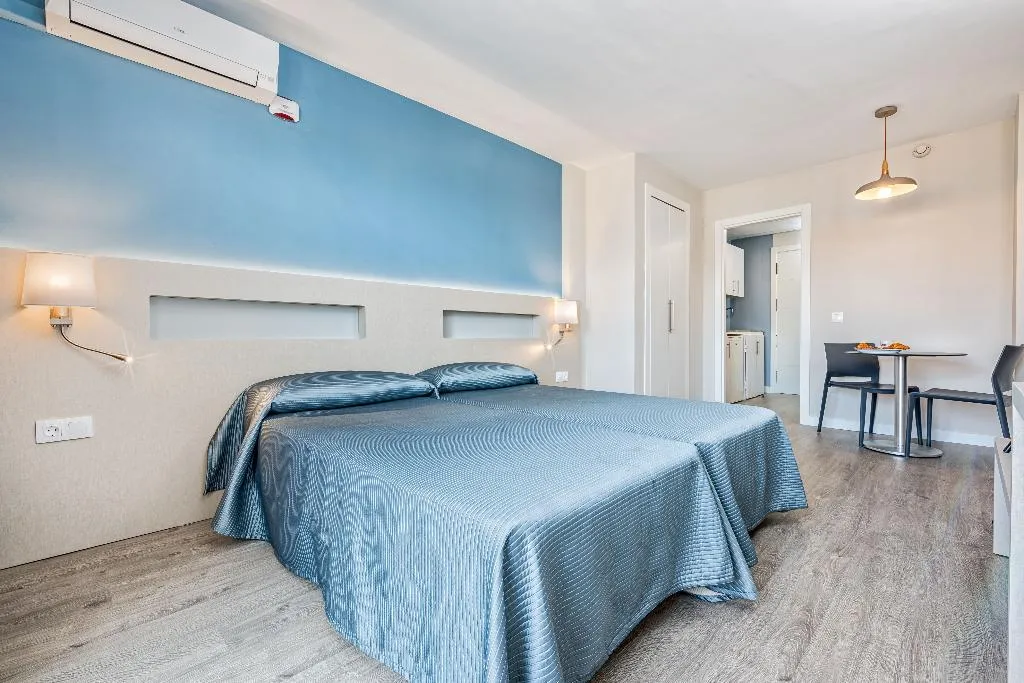 STUDIO CAPACITY 2 Room, Aparthotel Veramar, Costa Del Sol
