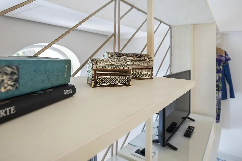 Room, Excelsior Belvedere Hotel & Spa, Naples