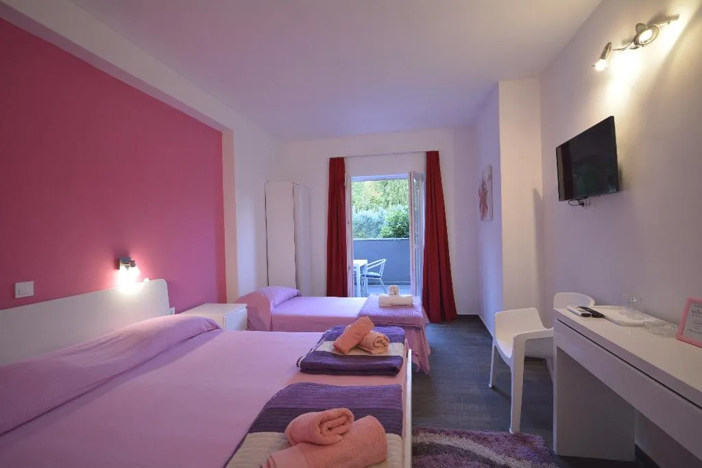 TRIPLE STANDARD Room, Villa Avantgarde BandB, Dubrovnik