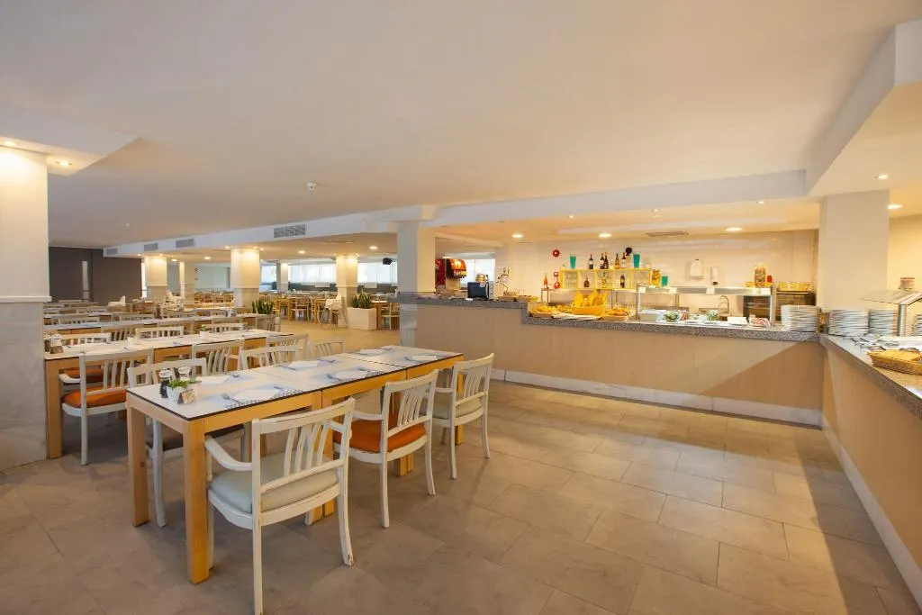 Restaurant, Grupotel Alcudia Pins (ex. Tui Family Life Alcudia, Majorca