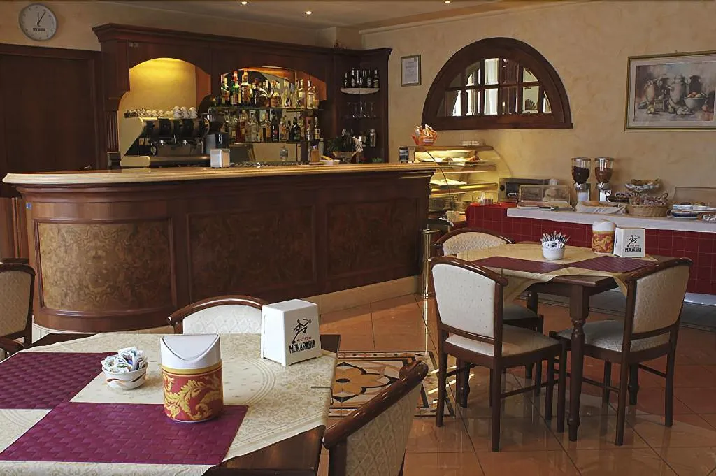 Restaurant, Il Focolare Hotel, Perugia