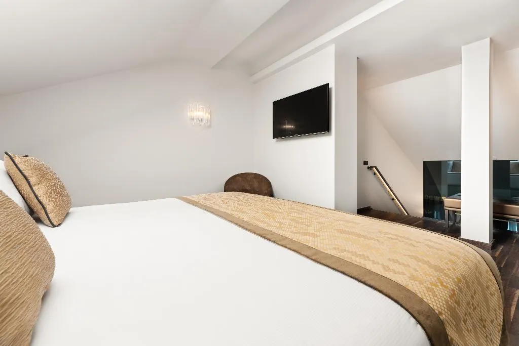 JUNIOR SUITE DUPLEX Room, Aurea Legends by Eurostars Hotel Company, Prague