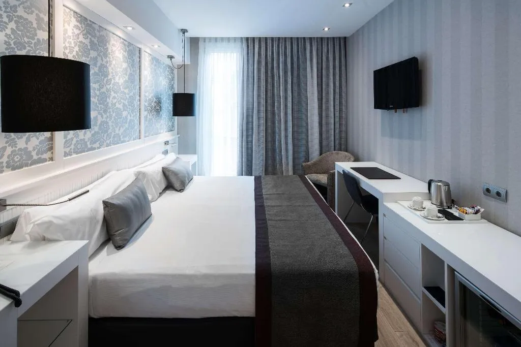 Room, Catalonia Plaza Cataluña, Barcelona