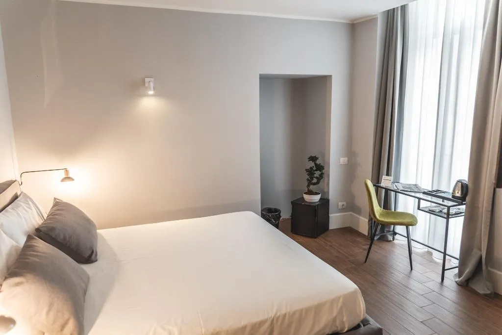DOUBLE STANDARD Room, Relais Della Porta, Naples
