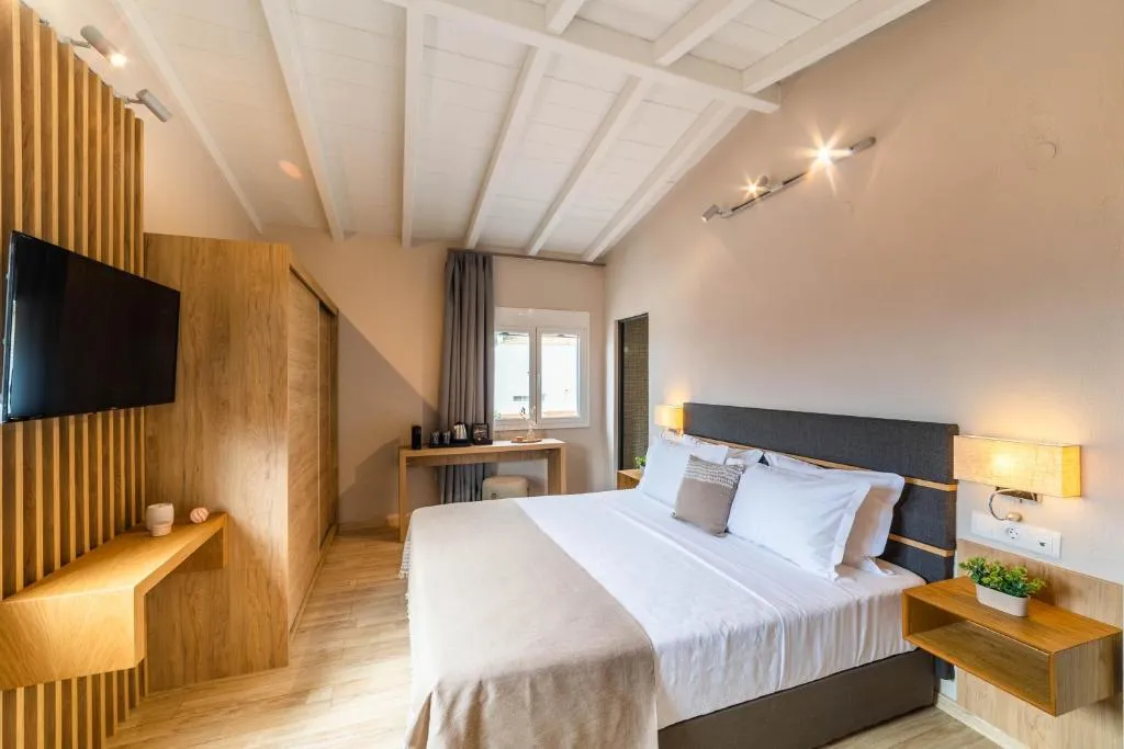 SUITE SIDE SEA VIEW Room, Thalassa Cape Hotel, Skiathos