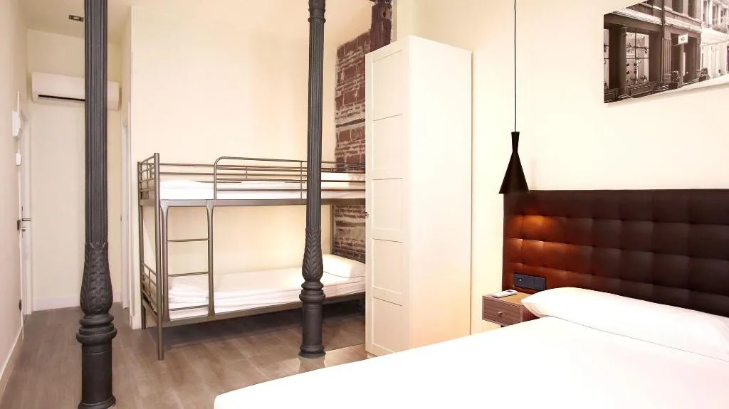 Room, Woohoo Rooms Chueca, Madrid