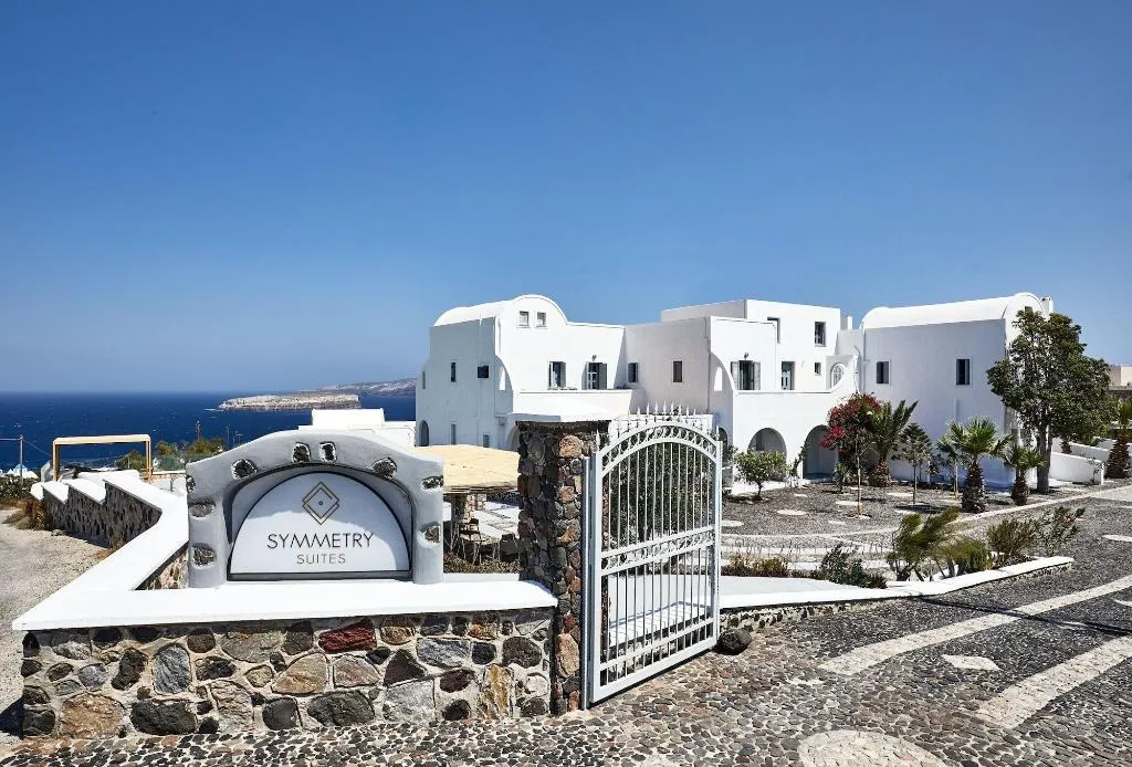 General view, Symmetry Suites, Santorini