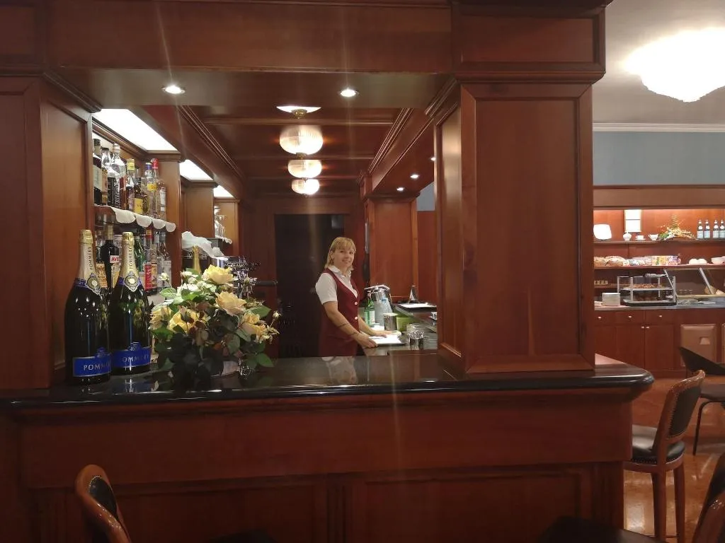 Bar, Hotel Motel Luna, Milan