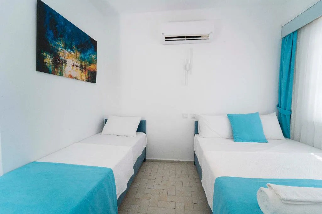 TRIPLE DELUXE WITH BALCONY Room, Kemer Royal Beach Hotel, Antalya