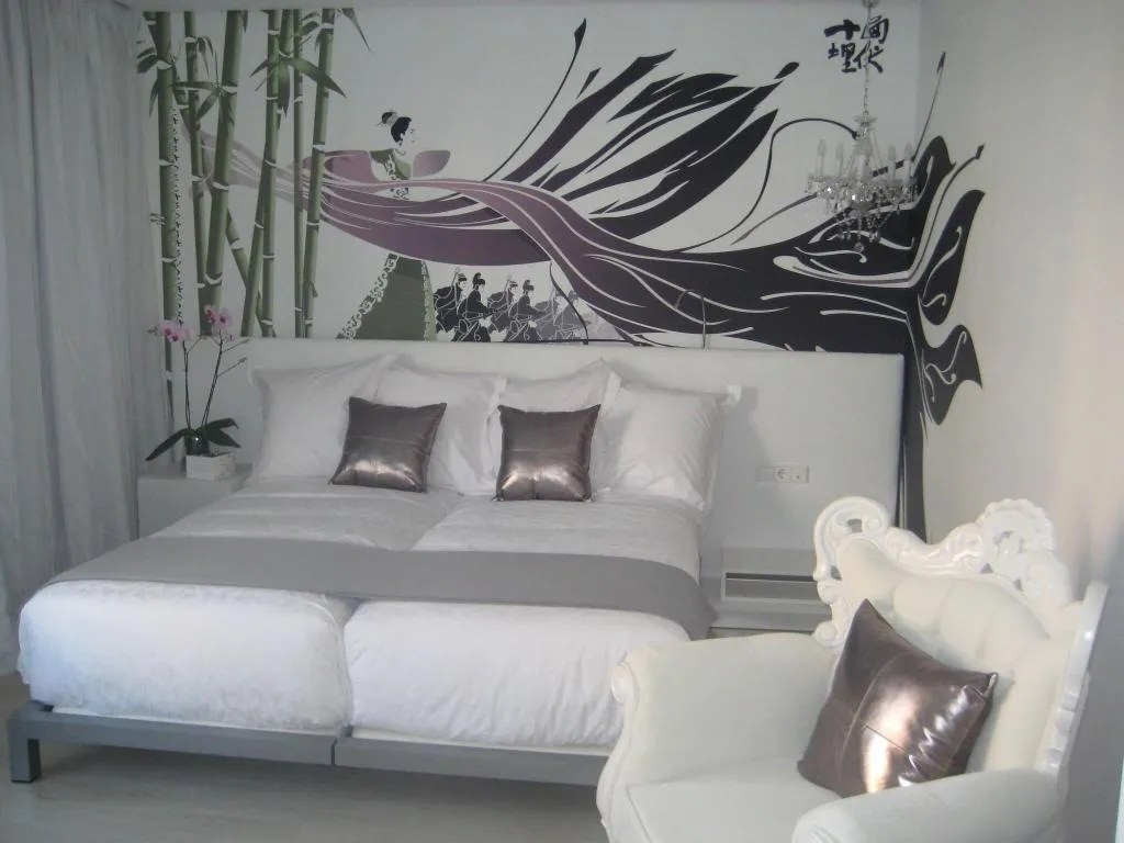 Room, Dormirdcine, Madrid