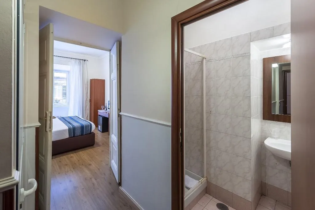 TWIN SUPERIOR Room, California, Rome