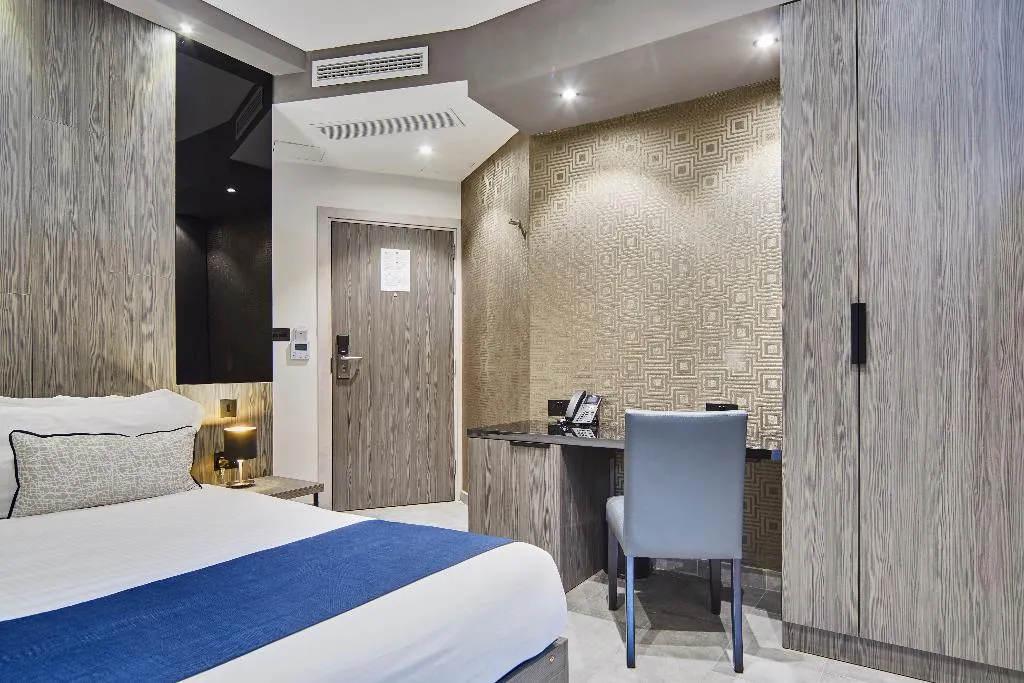SINGLE SUPERIOR Room, The District Hotel, Malta