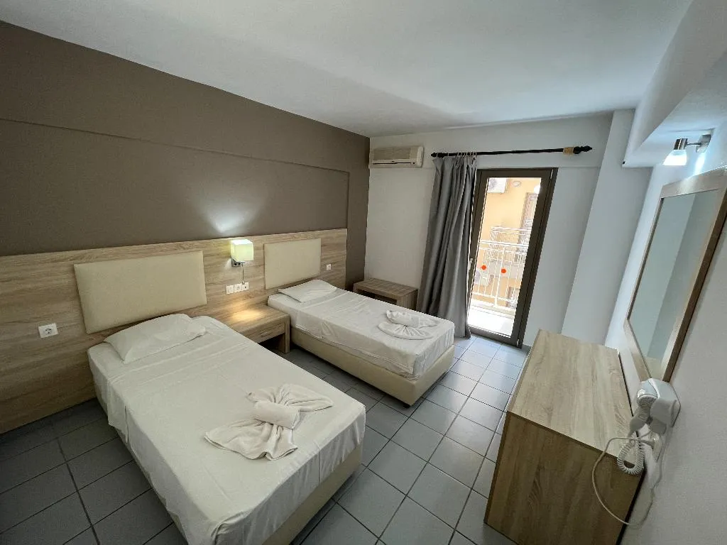 APARTMENT CAPACITY 2 Room, Acropolis Apartments, Crete