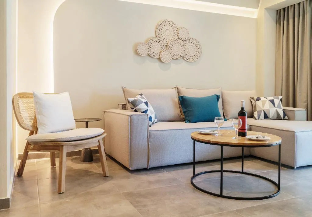Double or Twin SUPERIOR WITH PRIVATE POOL Room, Tylissos Beach Hotel - Adults Only, Crete