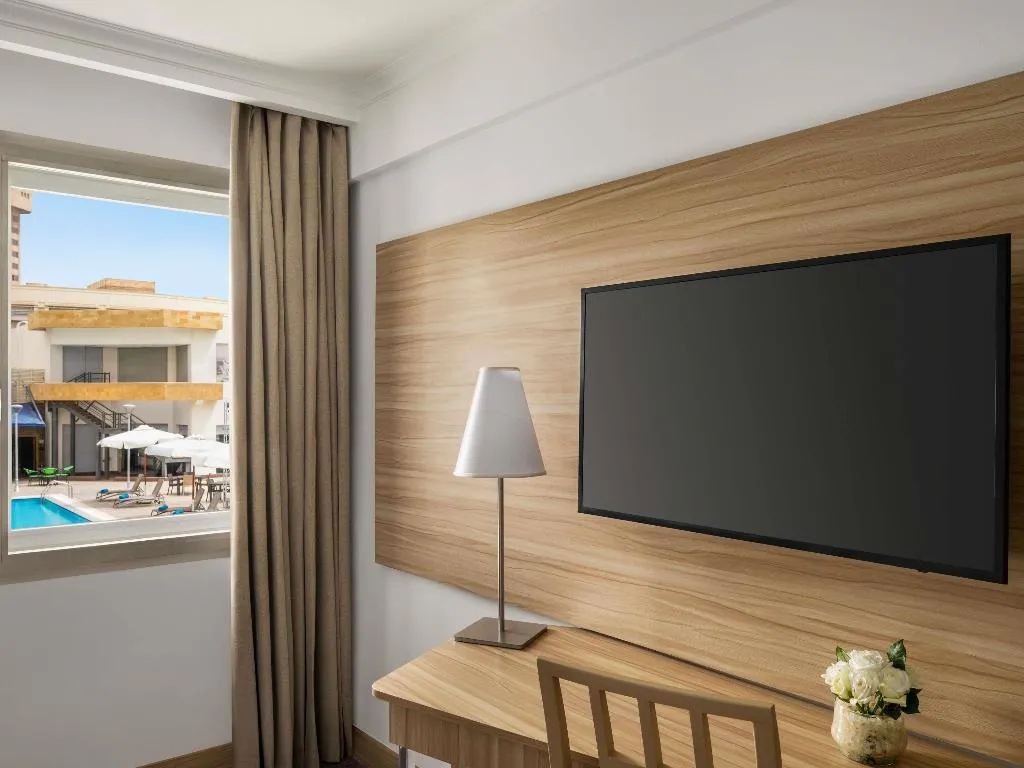 DOUBLE SUPERIOR POOL VIEW Room, Novotel Cairo Airport, Cairo