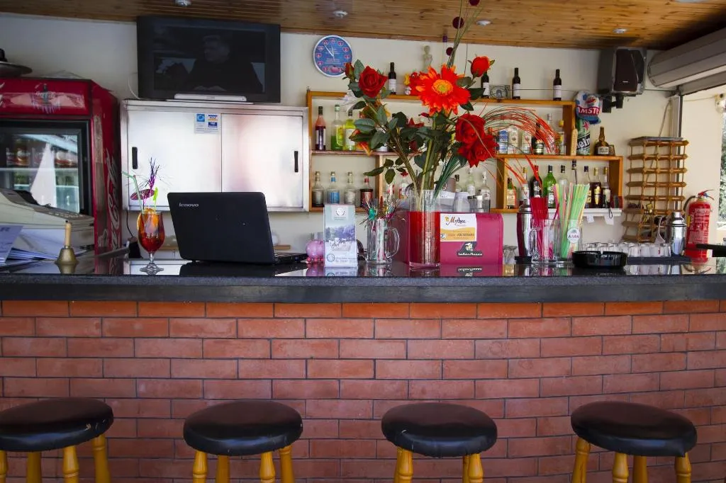 Bar, Mythos Platanias, Crete