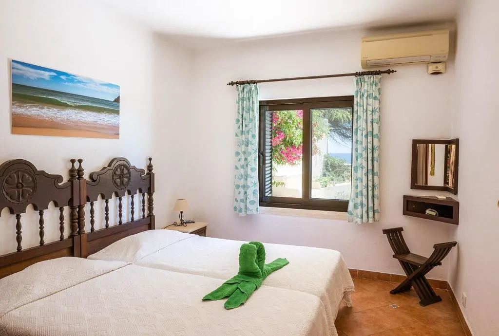Room, Algar Seco Parque, Algarve
