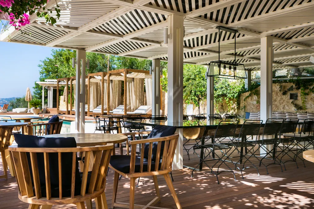 Restaurant, F Zeen, Kefallinia