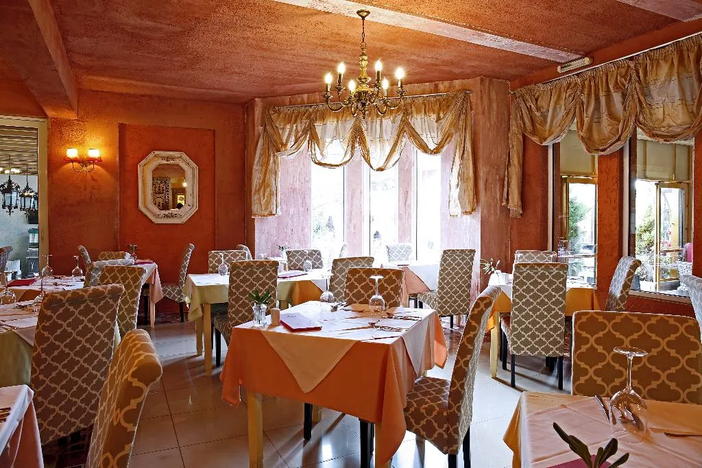 Restaurant, Orpheas Resort, Crete