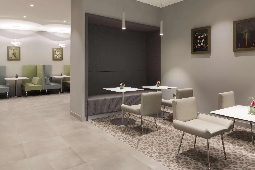 Restaurant, Hampton By Hilton Rome East, Rome