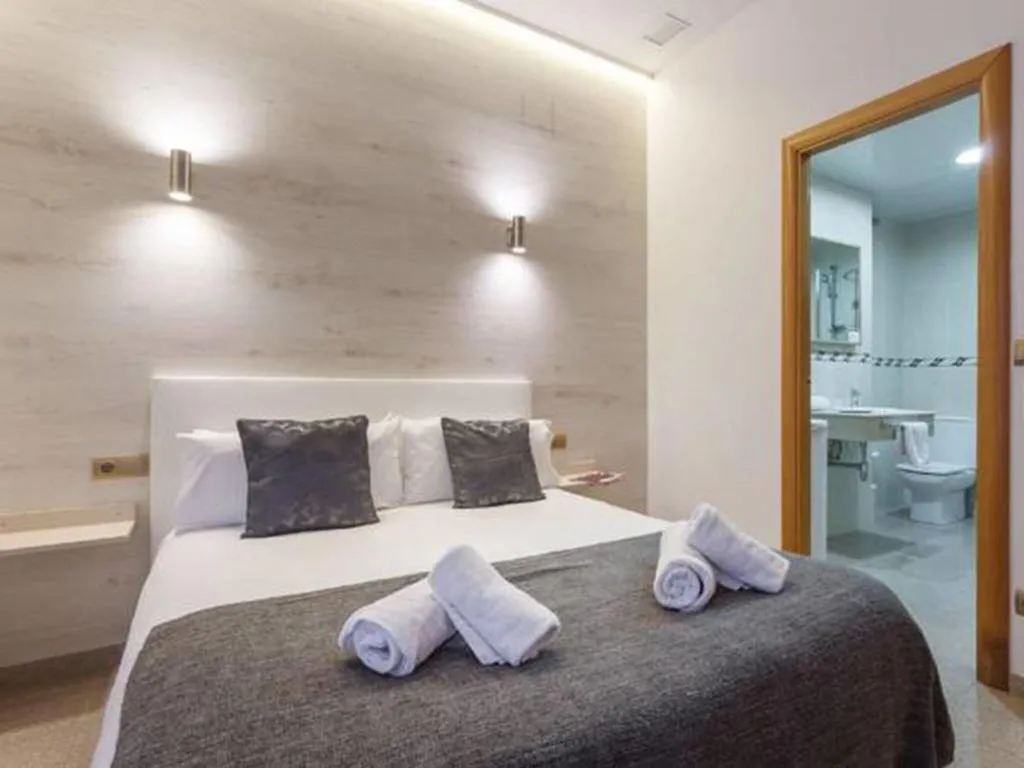 Room PENTHOUSE Room, Apart - Ramblas 108, Barcelona