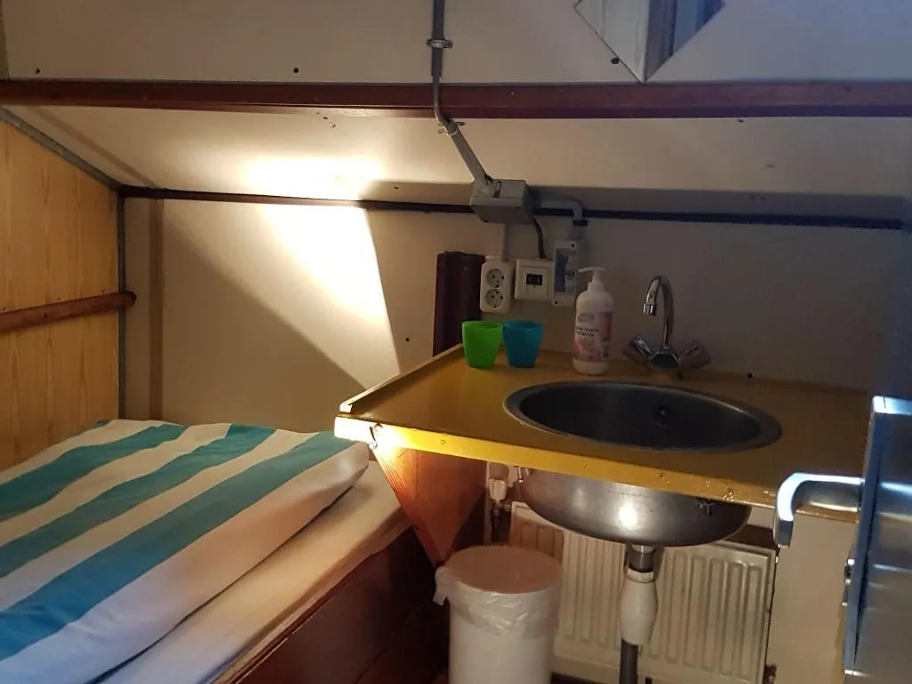 Room, Intersail Hostel Amsterdam, Amsterdam
