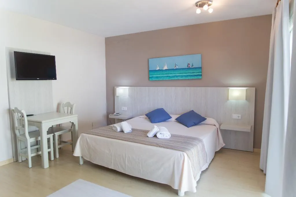 APARTMENT STANDARD Room, Hotel Club Es Talaial, Majorca