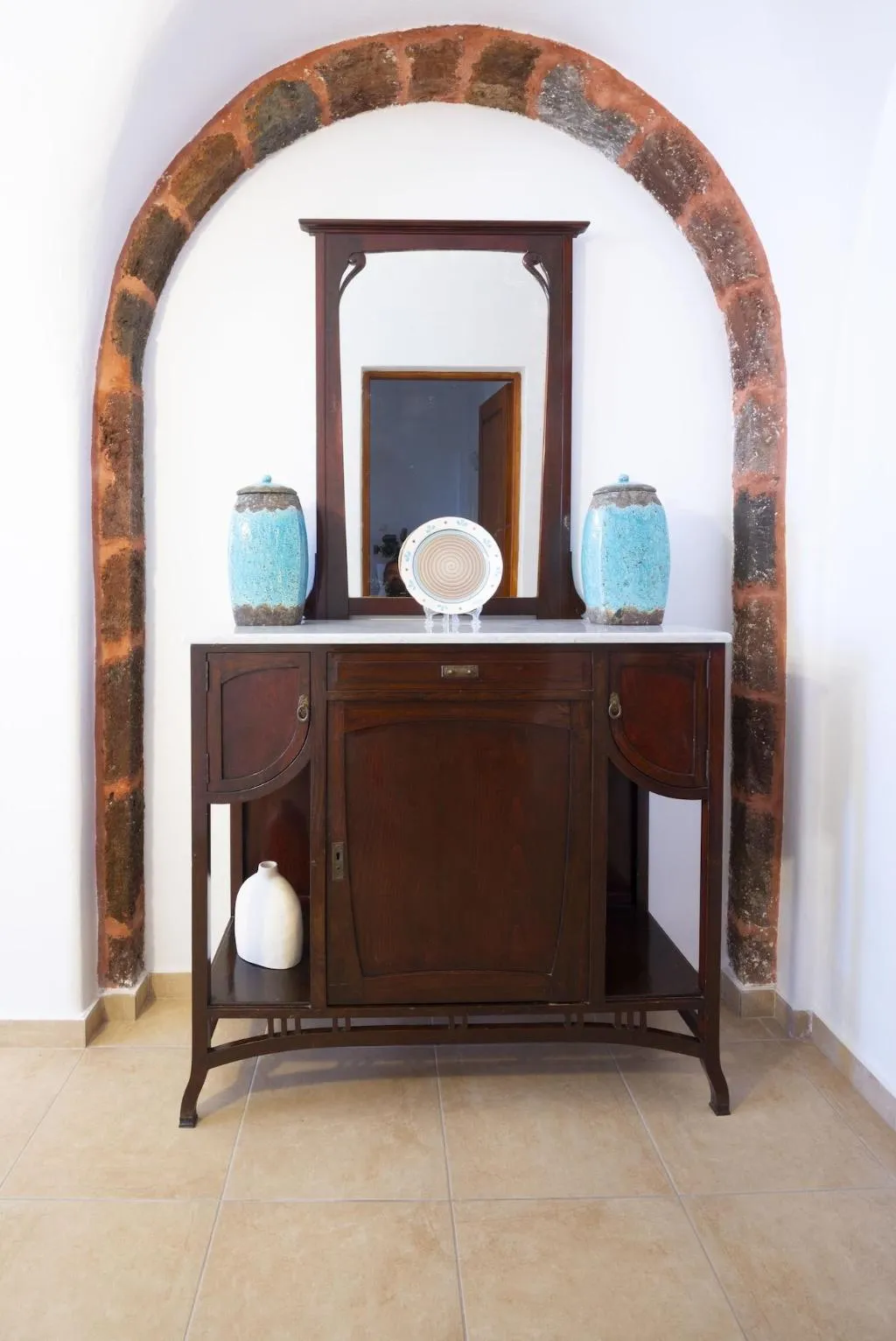 Room, Estate 1896, Santorini