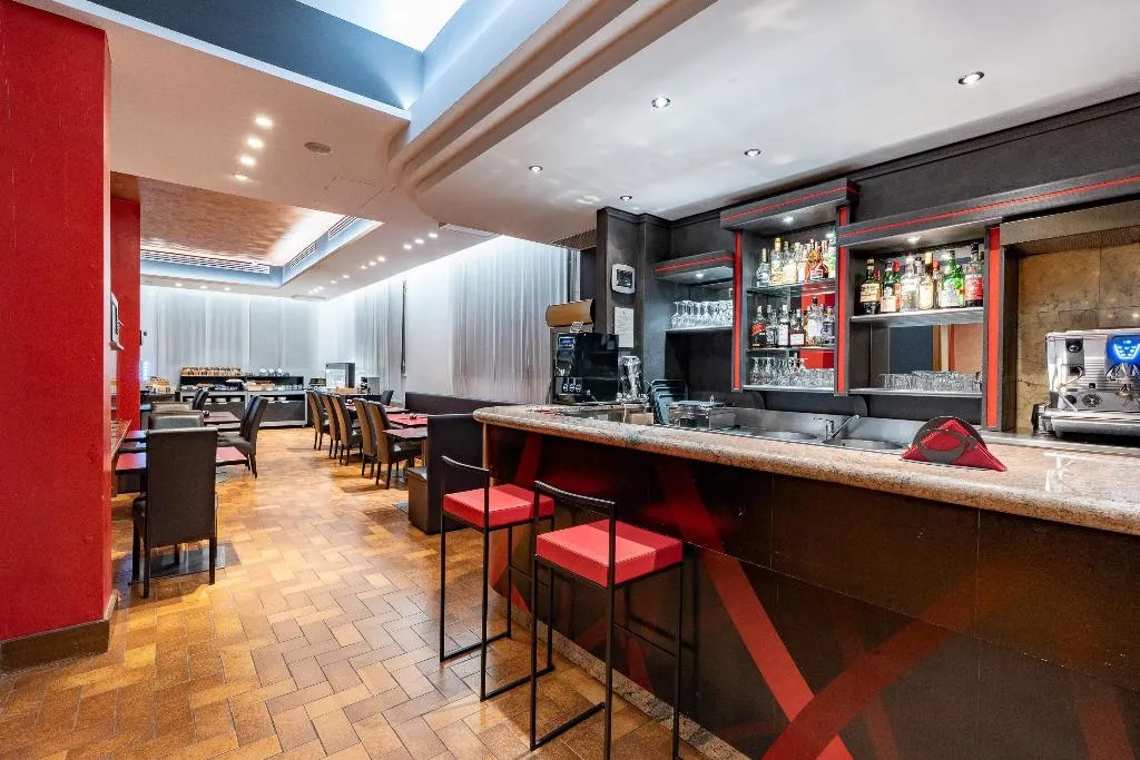 Bar, Jet Hotel, Sure Hotel Collection by Best Western, Milan